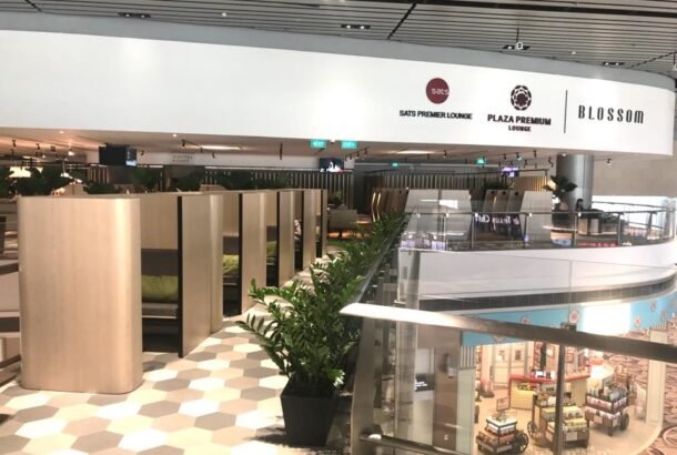 Blossom – Sats & Plaza Pemium Lounge (Terminal 4)